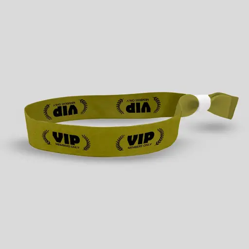 [3.422] Thema Textiel Polsbandjes VIP 